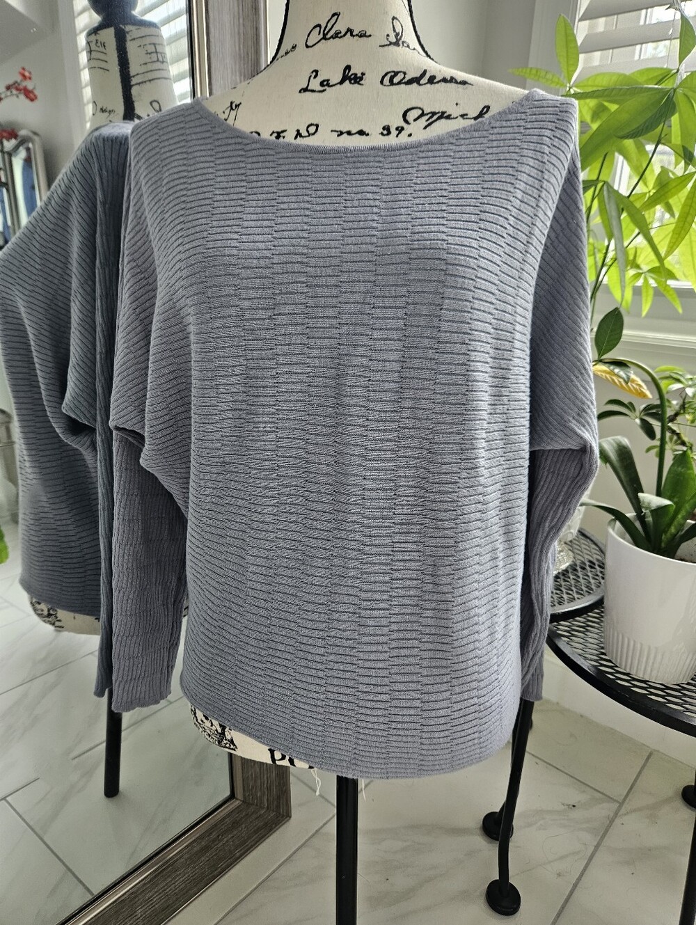 Cyrus Light Gray Ribbed Off-the-Shoulder Sweater Medium